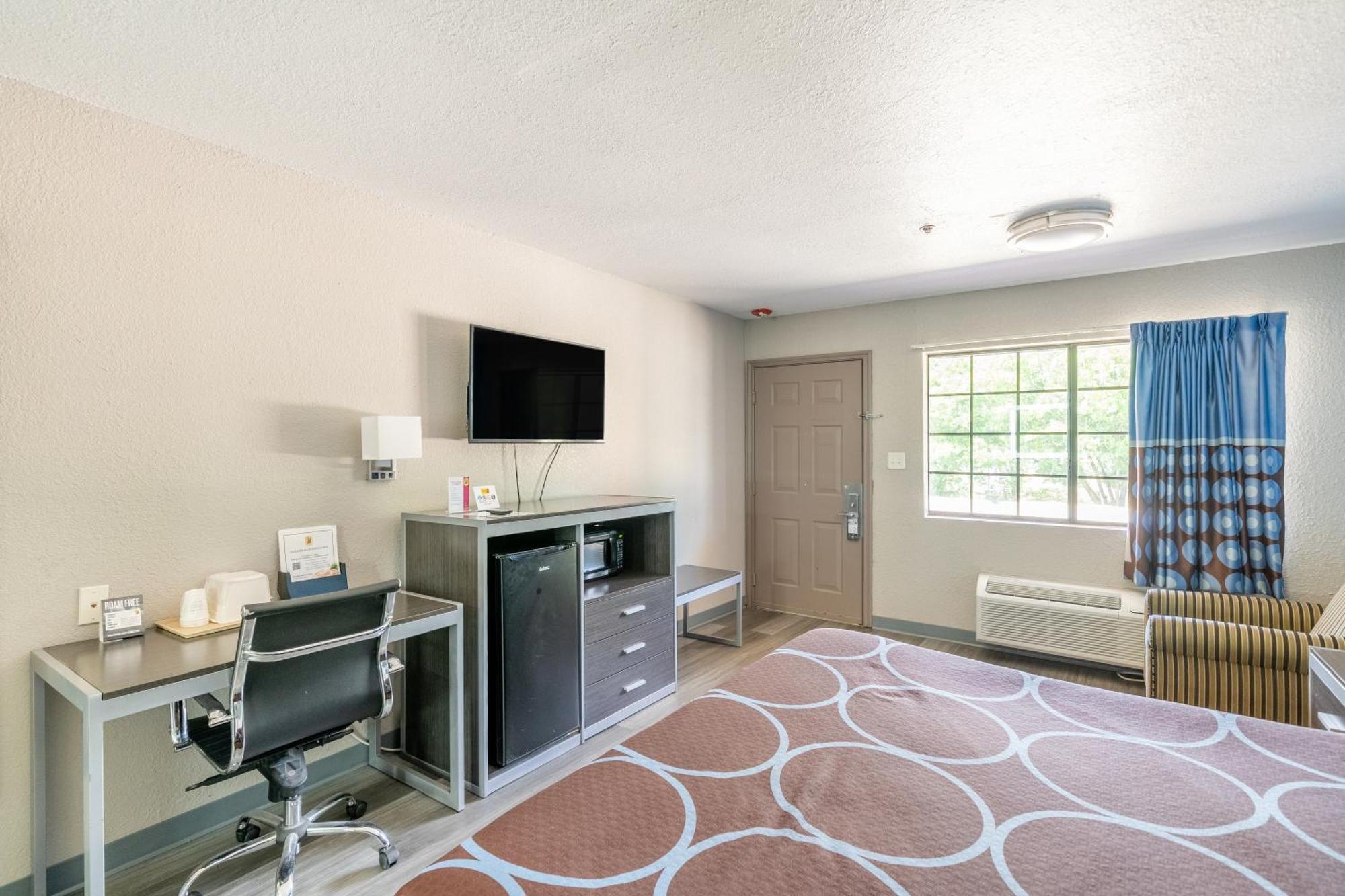 Super 8 By Wyndham San Antonio/Riverwalk Area Екстер'єр фото